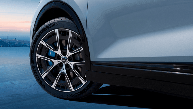 EN SØKEN ETTER LETTHET